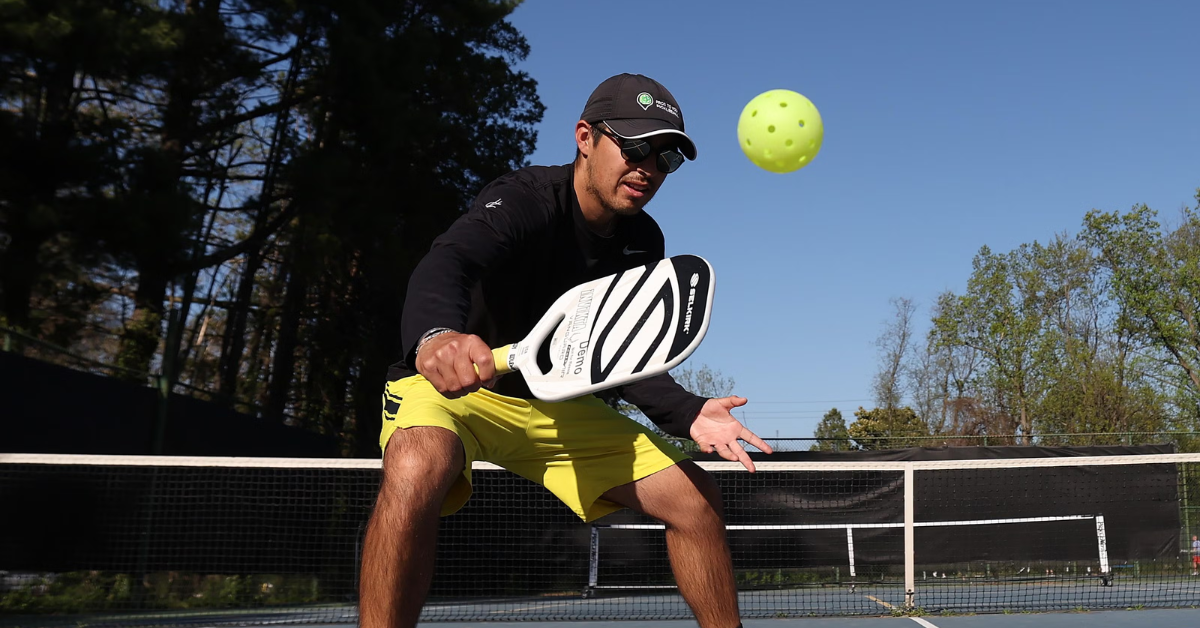 grip on pickleball paddle