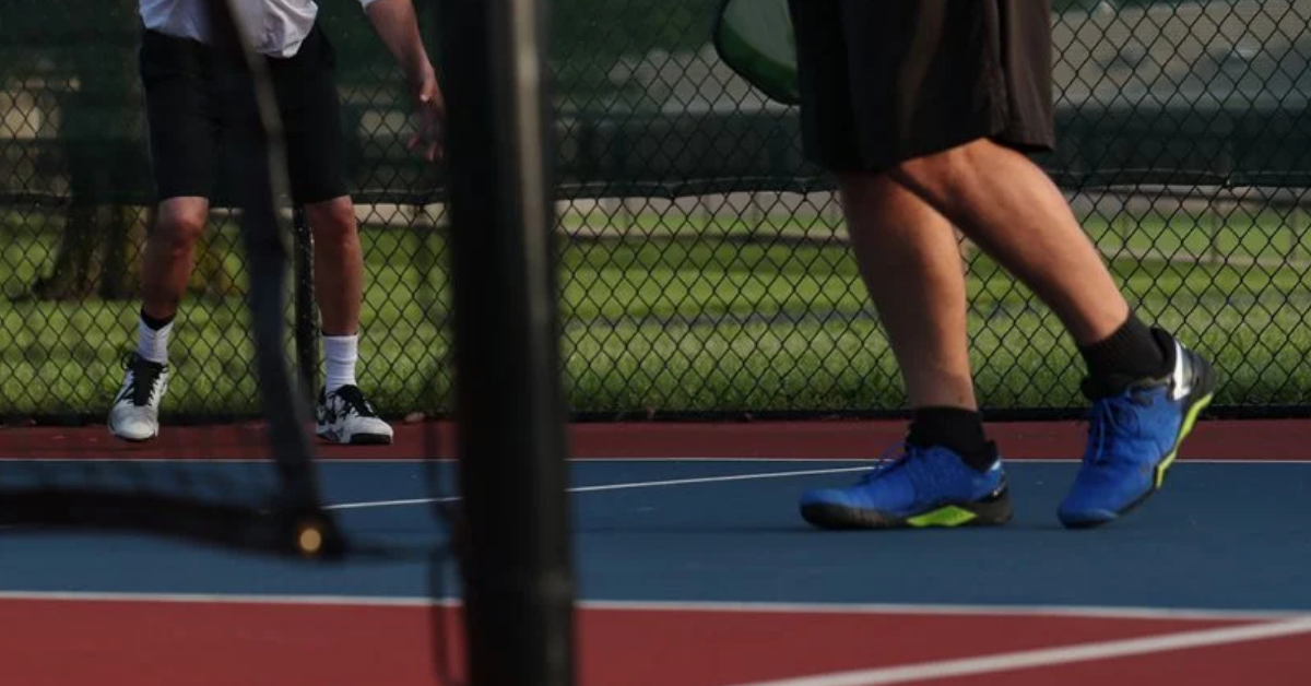 outdoor pickleball game